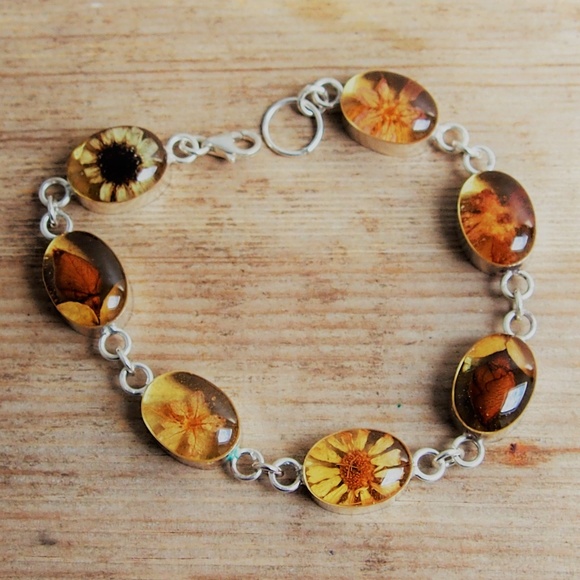 Artisan Jewelry - Native American 925 Pressed Dried Flower Bracelet